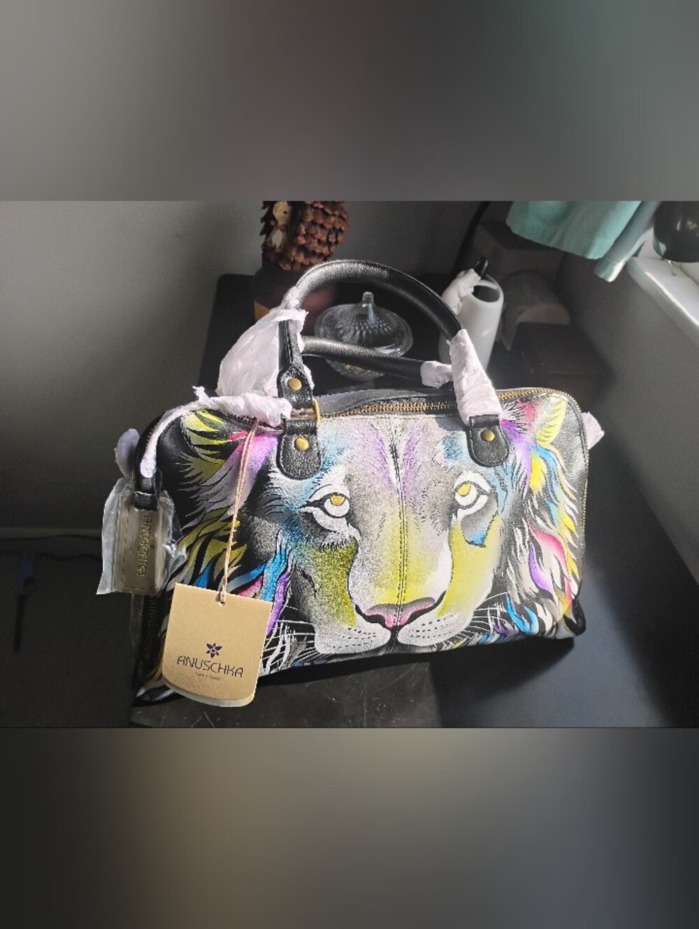 Anuschka Hand Painted Leather Lion Pride Large Tote Shoulder Bag